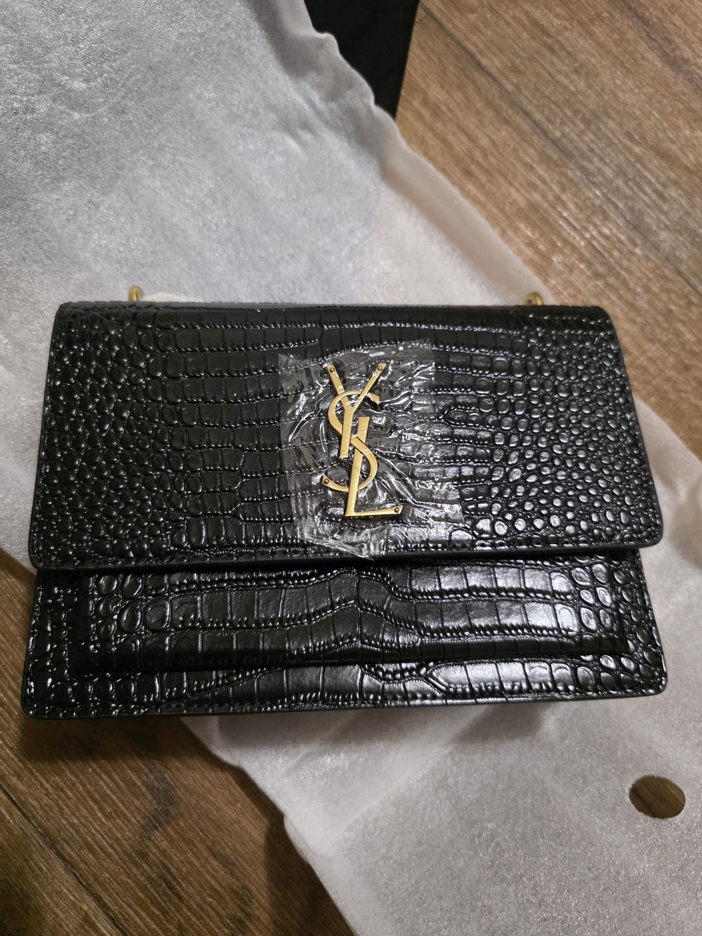 Saint Laurent Black Croc-Embossed Leather Shoulder Bag - Picture 3 of 11